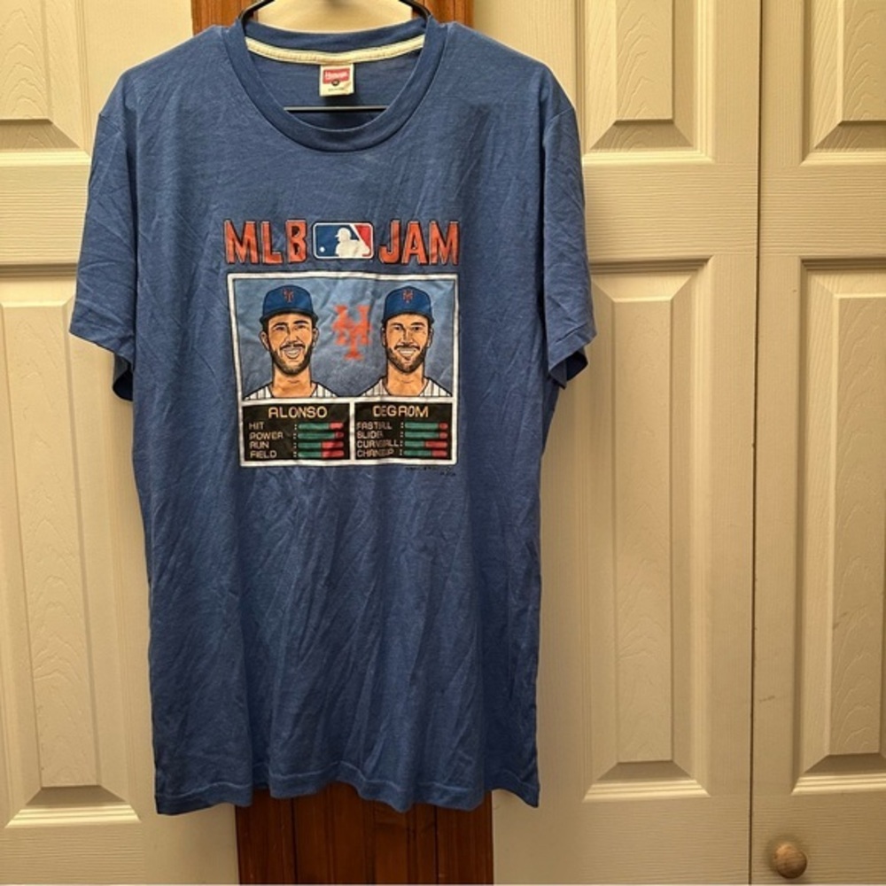 NWT MLB Jam Shirt
